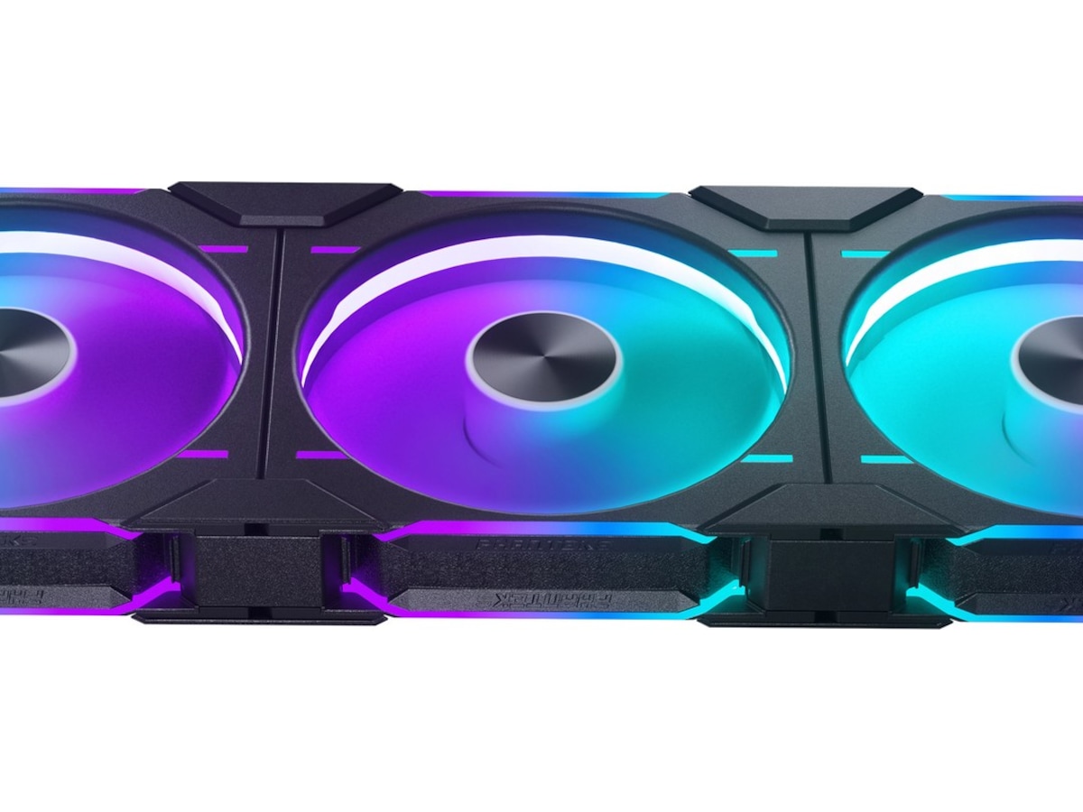 Phanteks D30 140mm PWM DRGB Regular Fläkt (svart) Fläkt