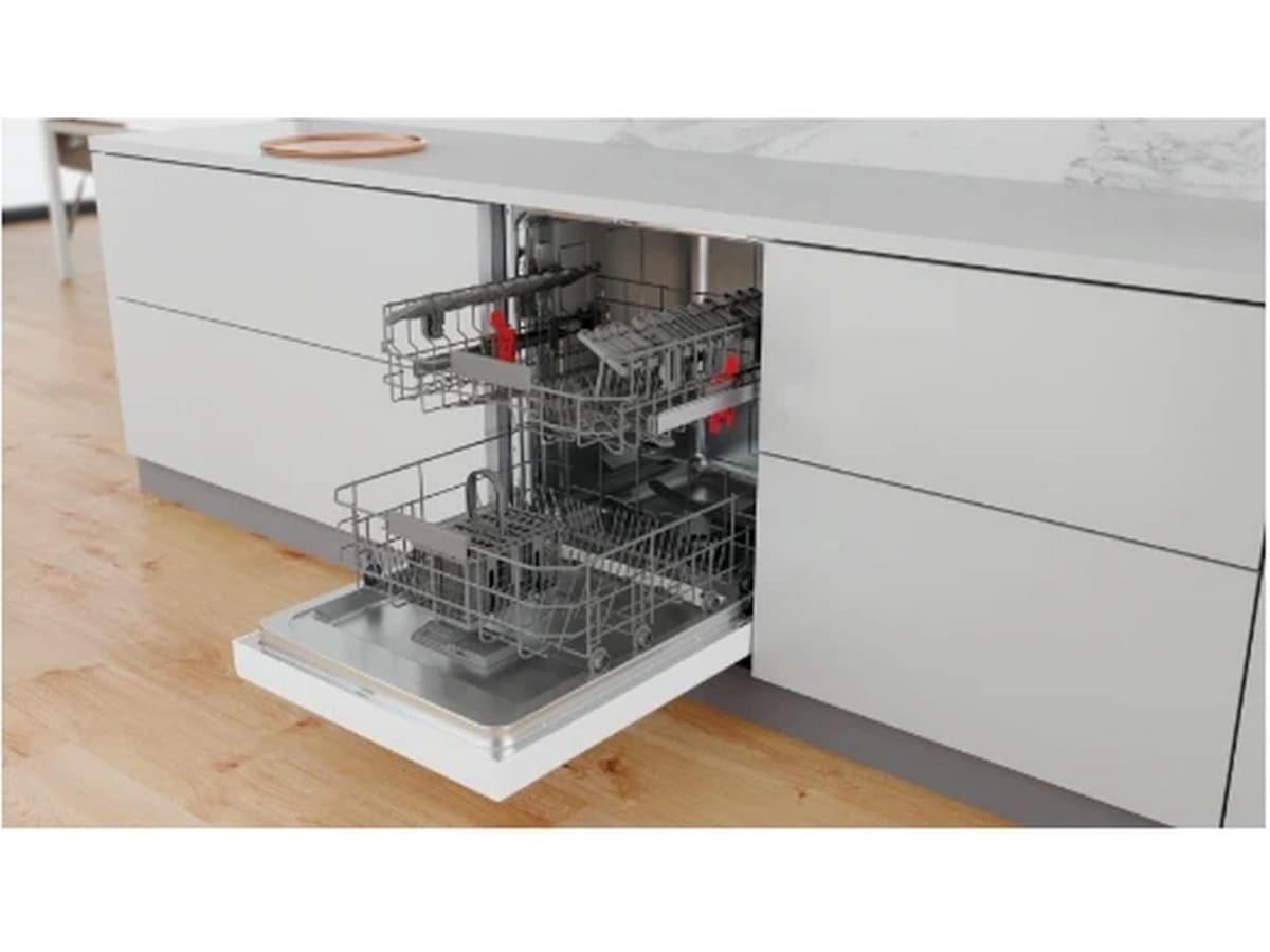 Whirlpool WRUC 3C32 Diskmaskin (vit) Underbyggd diskmaskin