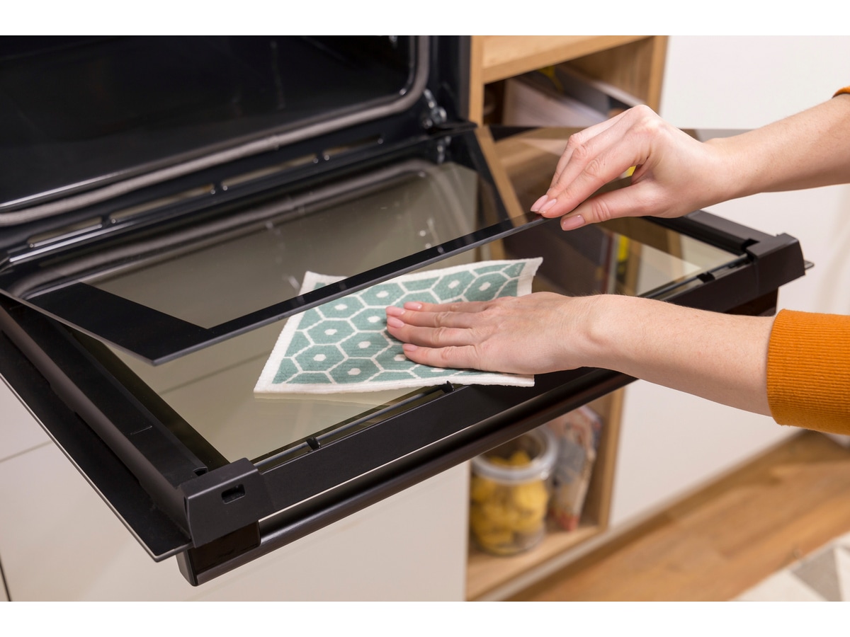 Gorenje BPSA6747A08BGWI Inbyggd pyrolysugn (svart) Ugn