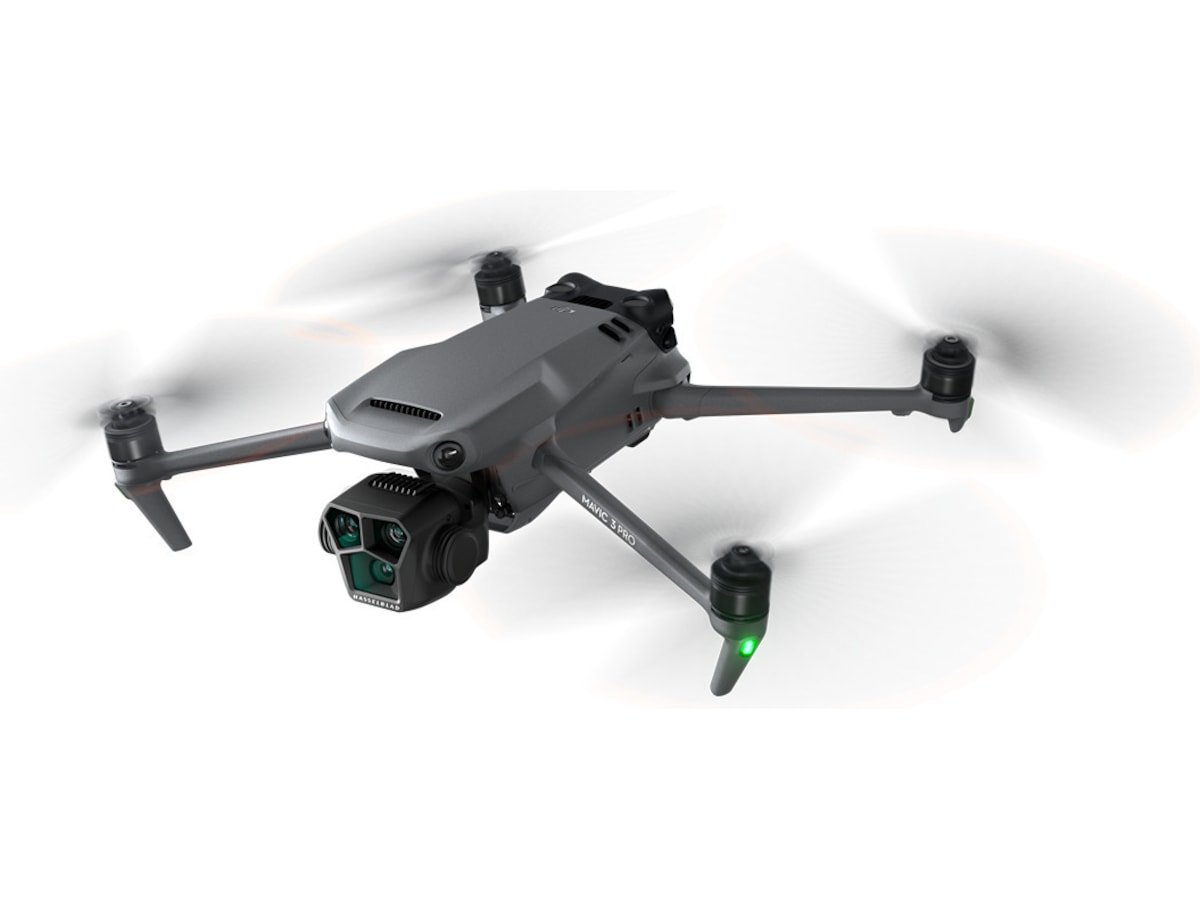 DJI Mavic 3 Pro Fly More Combo (DJI RC PRO) Drönare