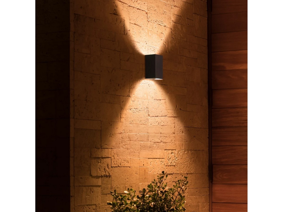 Philips Hue Resonate WACA Vägglampa 2x8 (svart) Vägglampa