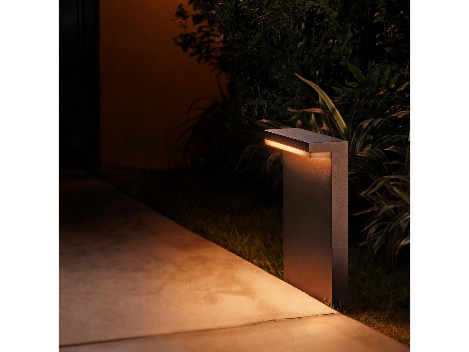 Philips Hue Nyro piedestal för utomhusbruk Golvlampa