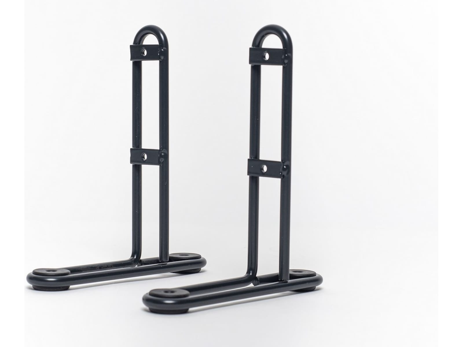 Adax Golvställ för panelelement low (svart) Tillbehör till värme