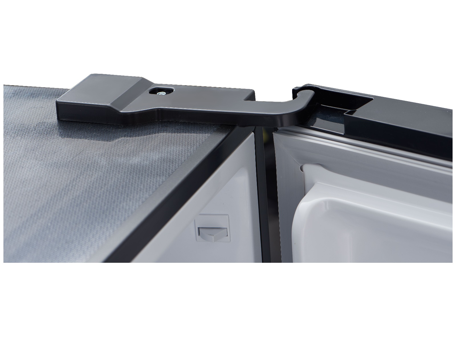 Avant CFR185DI1 kombiskåp (svart) Kyl & frys kombiskåp