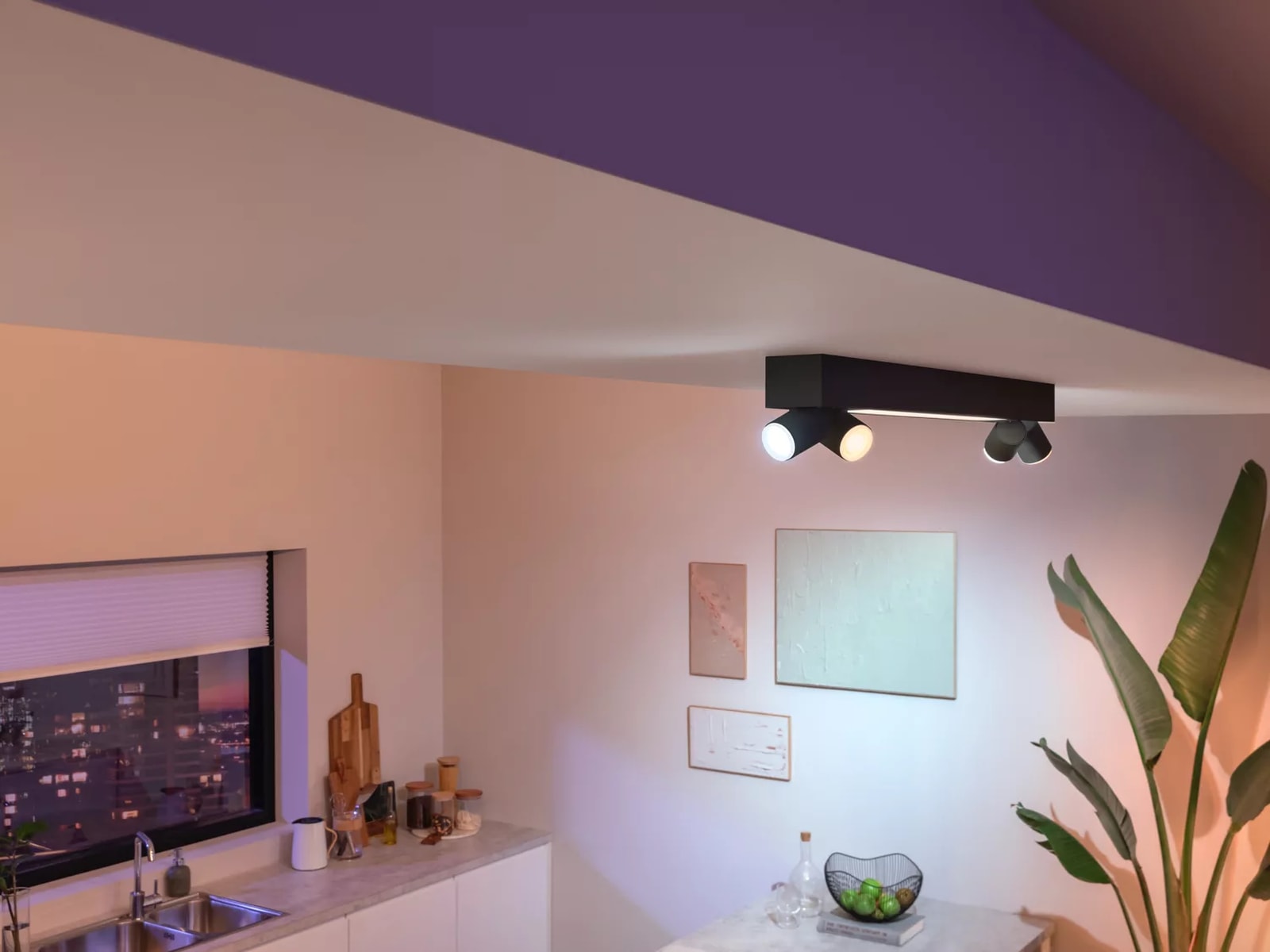 Philips Hue Centris taklampa med 4 spotlights (svart) Taklampa