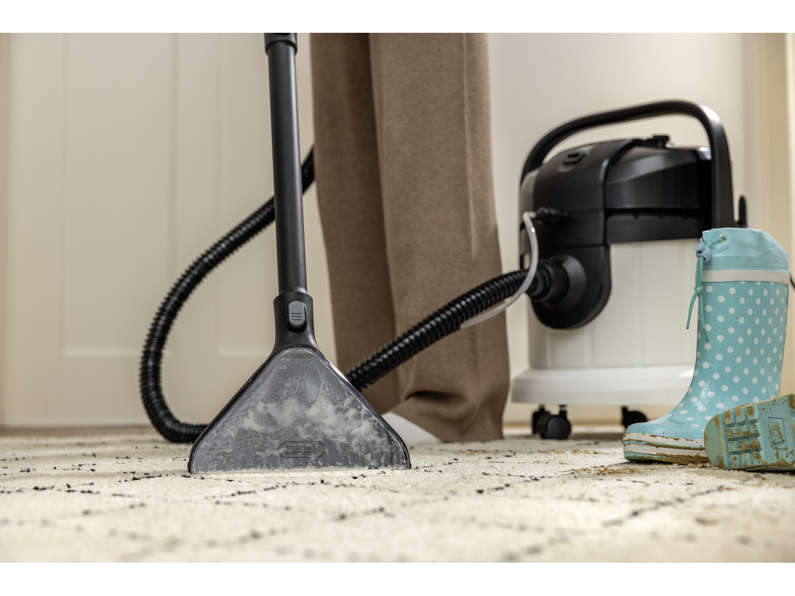 Kärcher SE 4 Plus Textilrengörare Ångtvättare