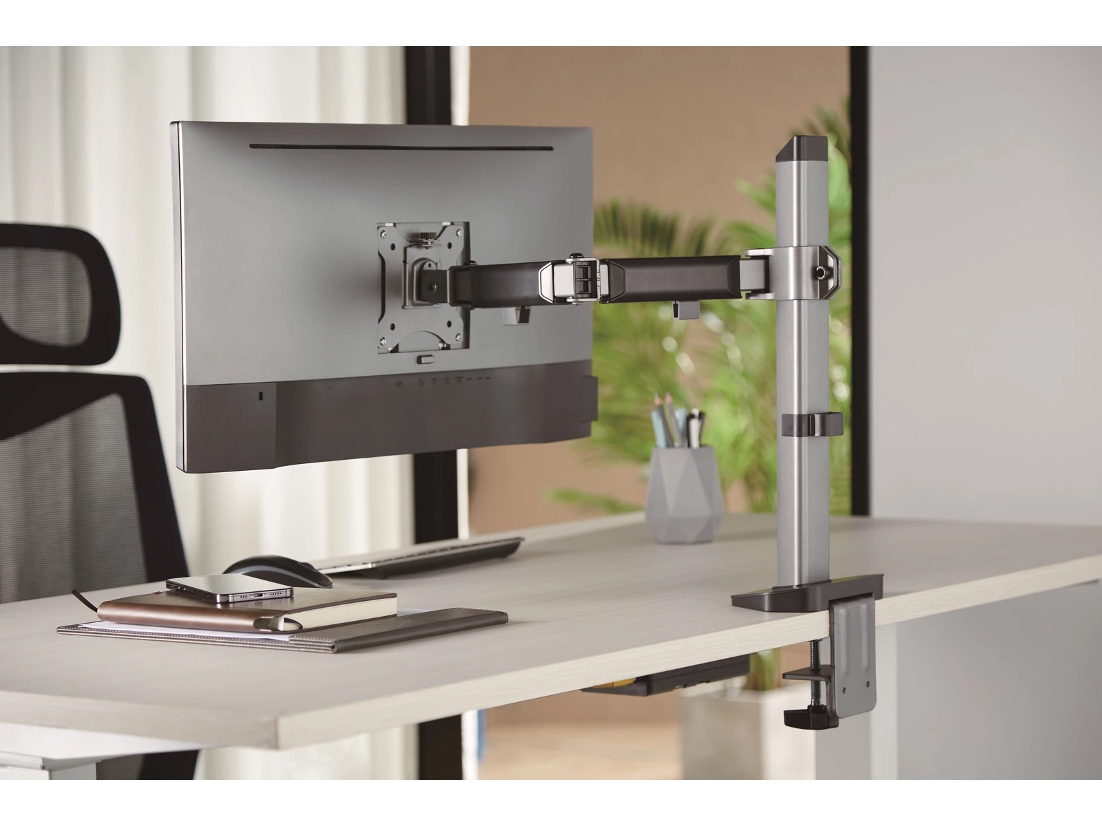 Andersson MRM-F2000 Monitorarm 17-32" Bord och väggfäste