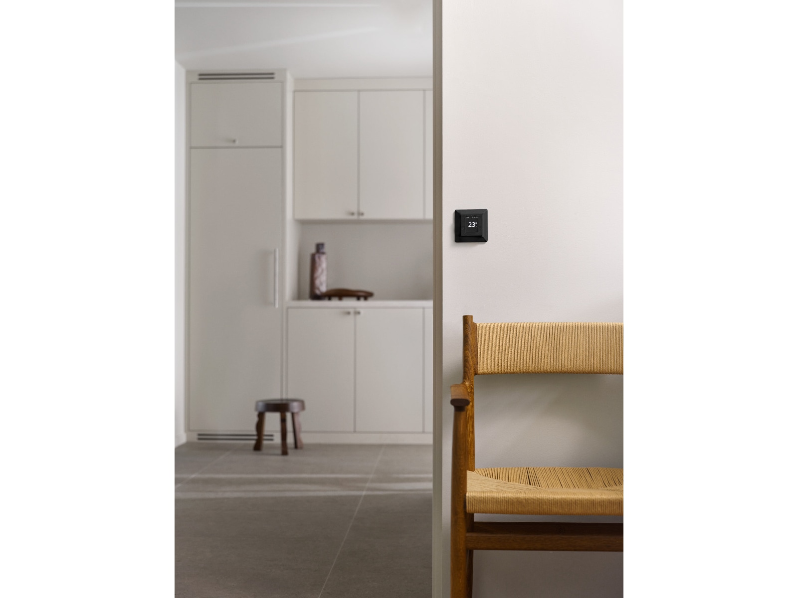 Mill Smart WiFi Golvtermostat (svart) Tillbehör till värme