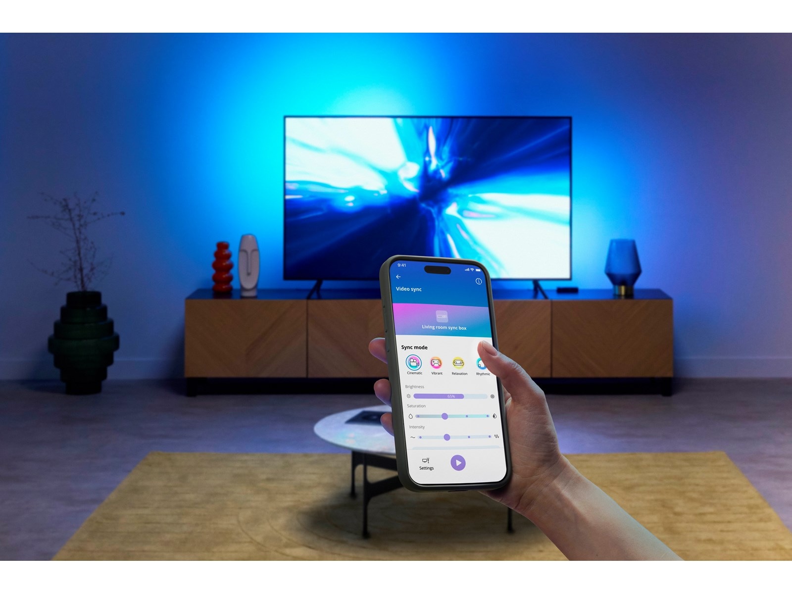 WiZ HDMI-synkbox med TV-ljusremsa (75"-85") Led strips & underhållning