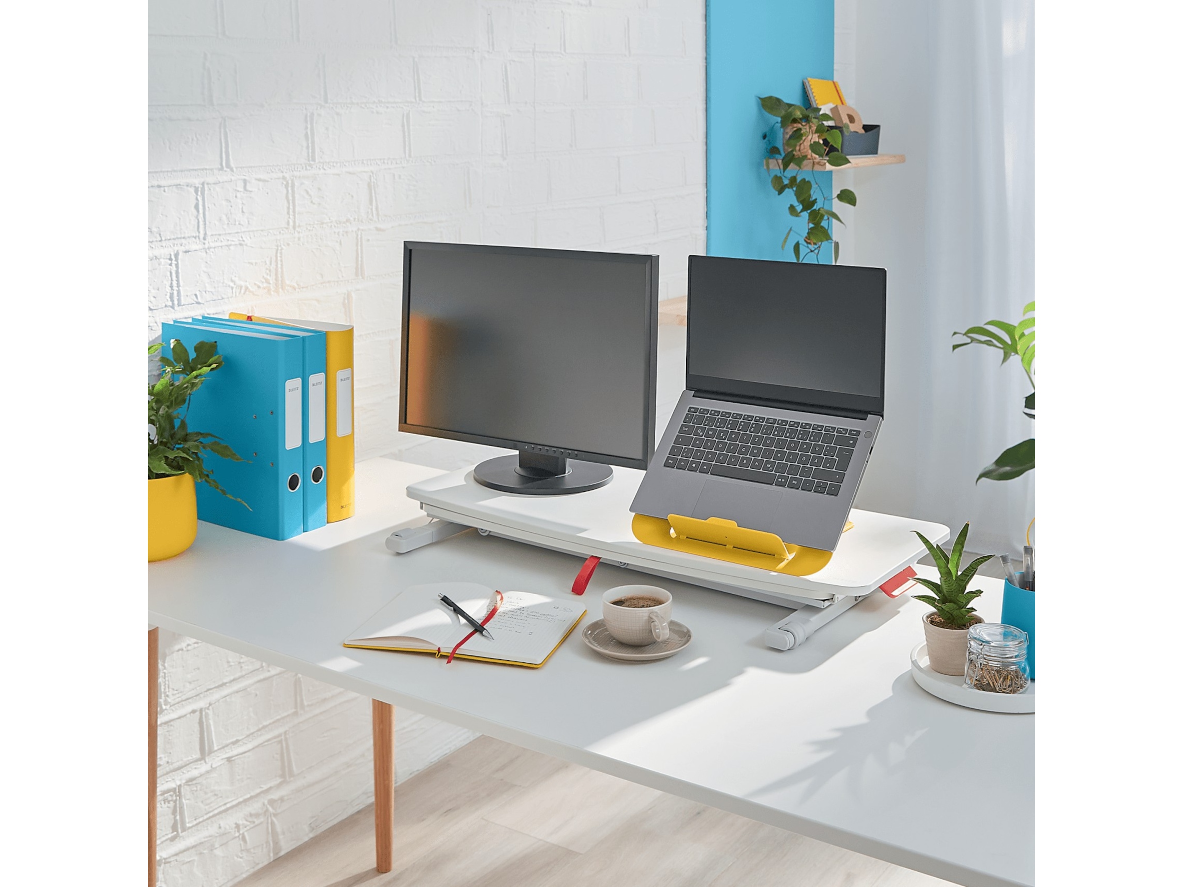 Leitz Ergo Cosy Justerbart PC-bord med skiva (vit) Laptopstativ