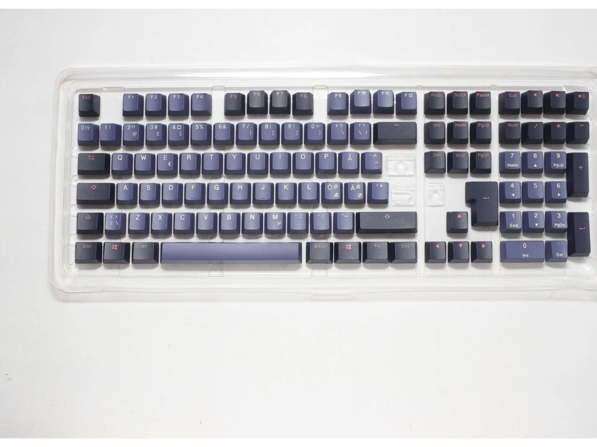 Ducky PBT Cosmic Keycaps (Blå/svart) Tillbehör till gaming tangentbord och mus