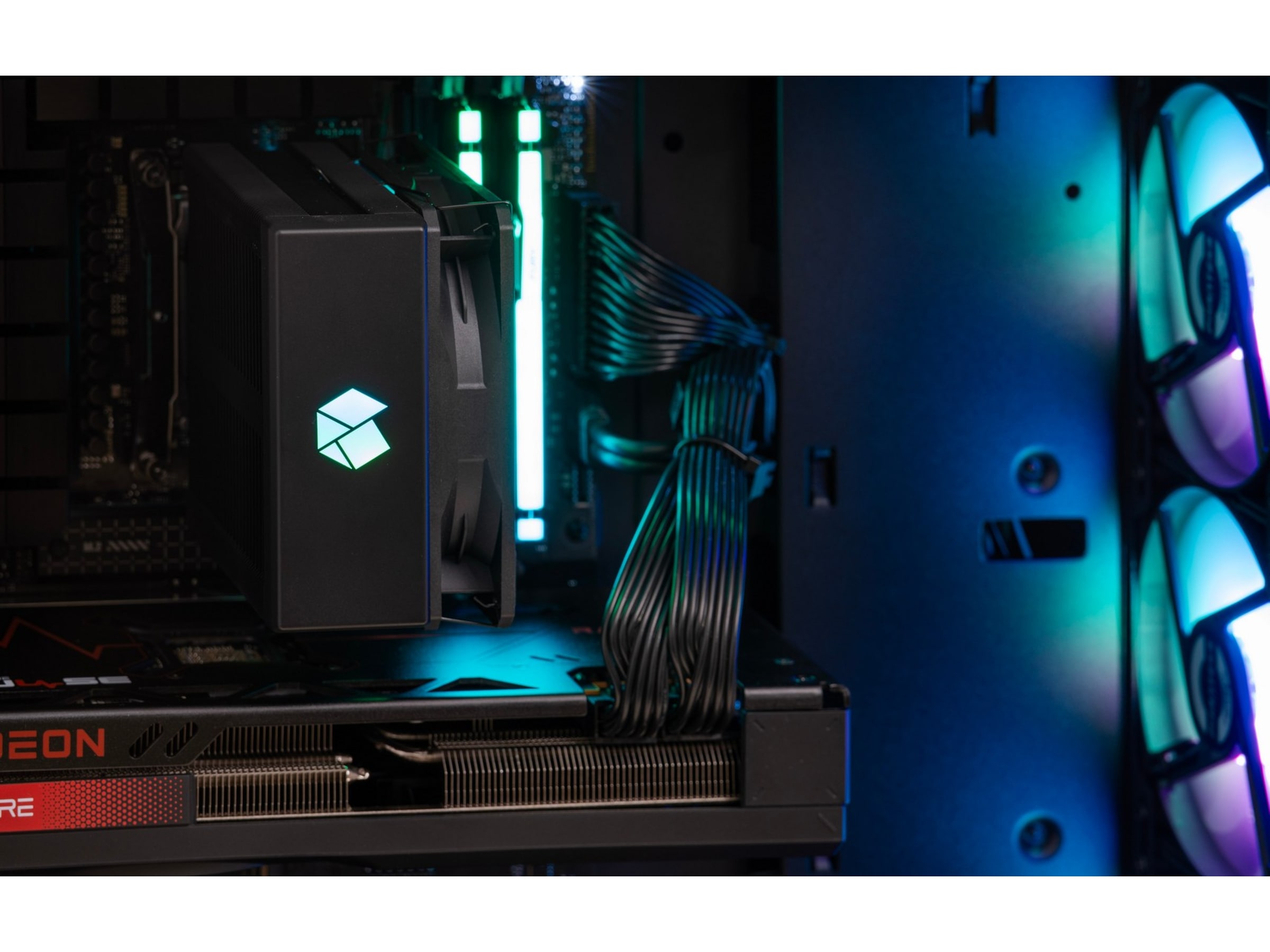 Komplett-PC Advanced Gaming a145 RGB Gamingdator stationär