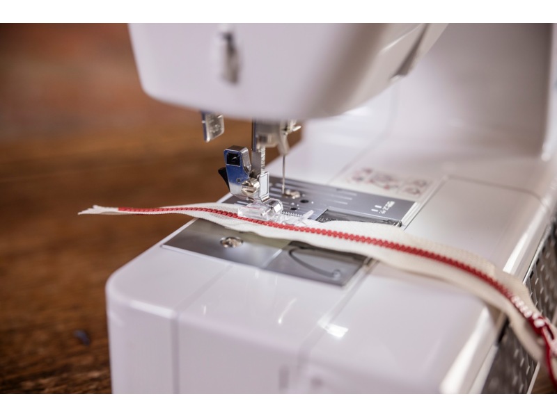 Brother HF27ZW1 Strong & Tough Symaskin Symaskiner