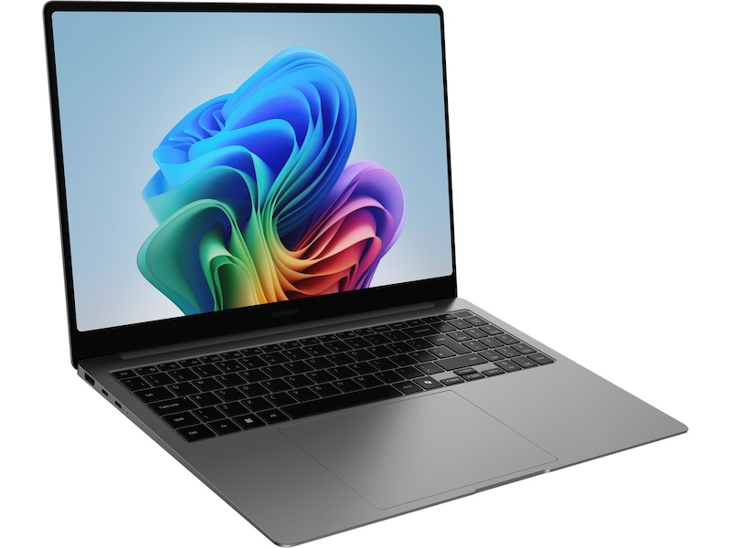 Samsung Galaxy Book5 Pro 16" AMOLED WQXGA+ Touch Copilot+ PC (grå) Datorer - Bärbara / laptop