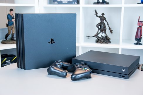 Enten du går for en PS4 Pro eller en Xbox One X, får du mest ut av maskinvaren med en TV som støtter 4K og HDR.