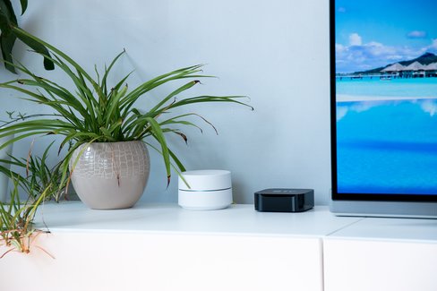 Mesh-routrar brukar se bra ut i vardagsrummet, och tar inte mycket plats.