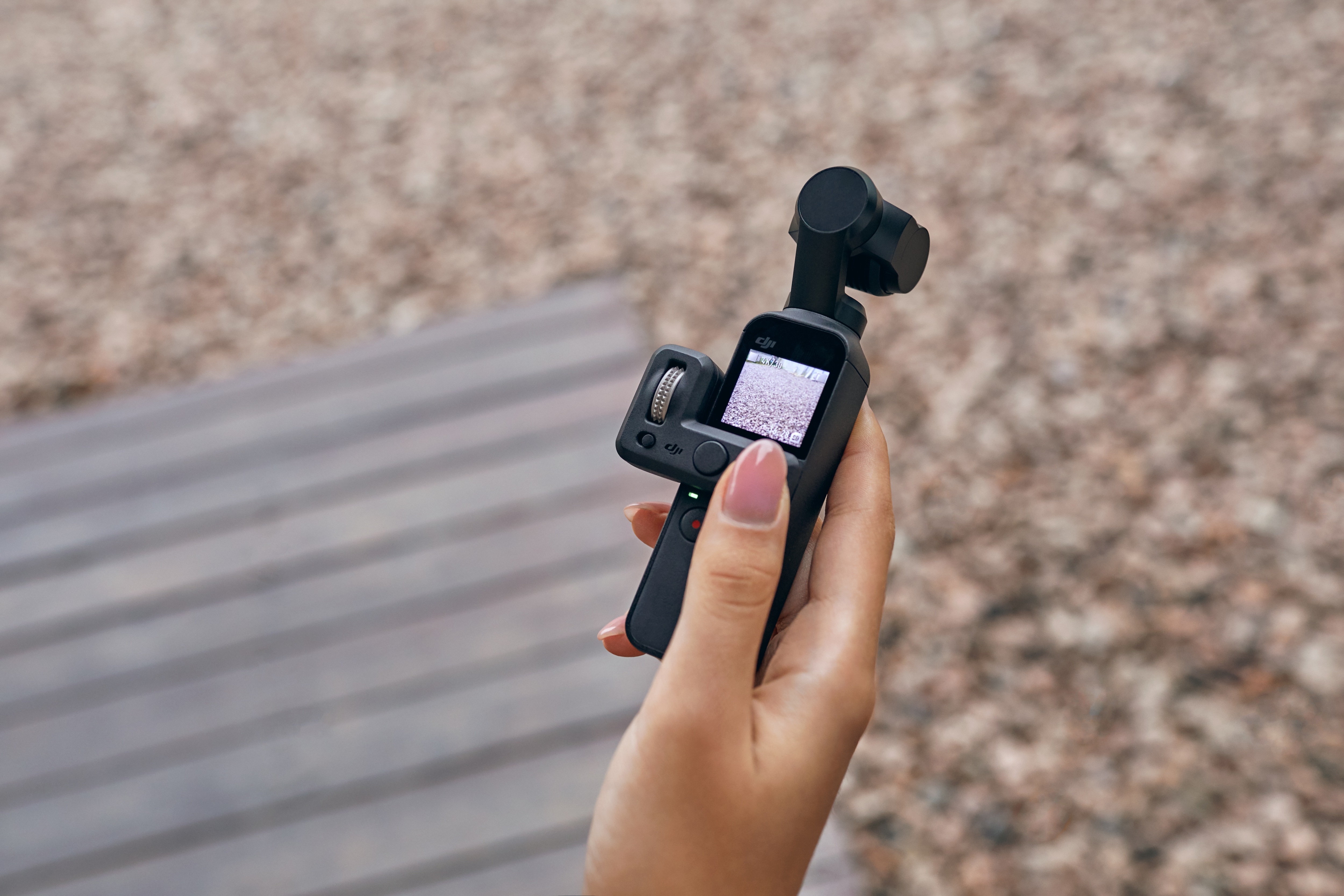 DJI Osmo Pocket under användning.