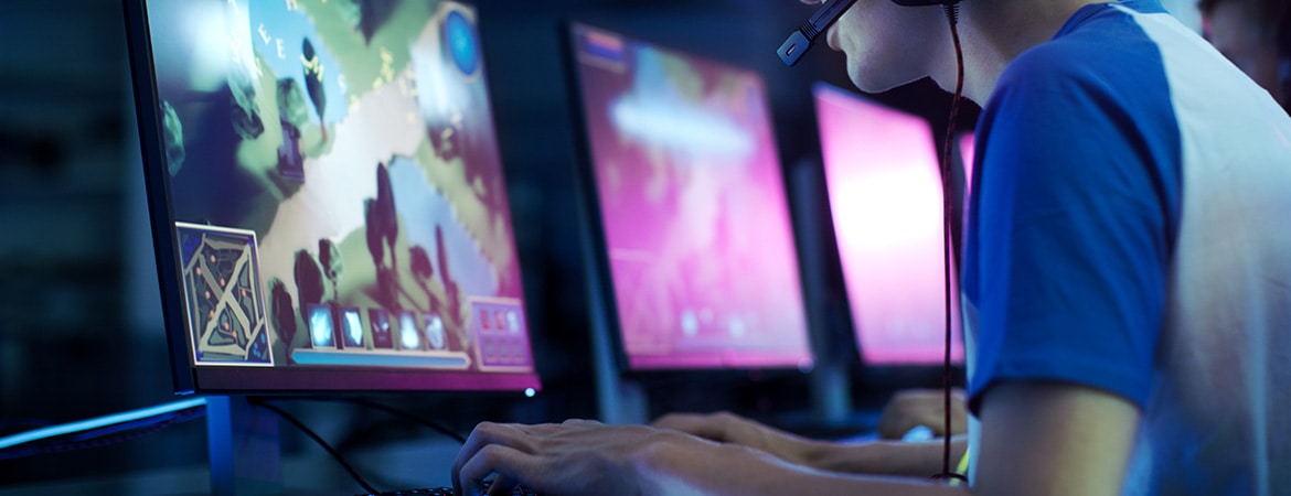 E-sport som idrott: Fokuserat på en kille som spelar