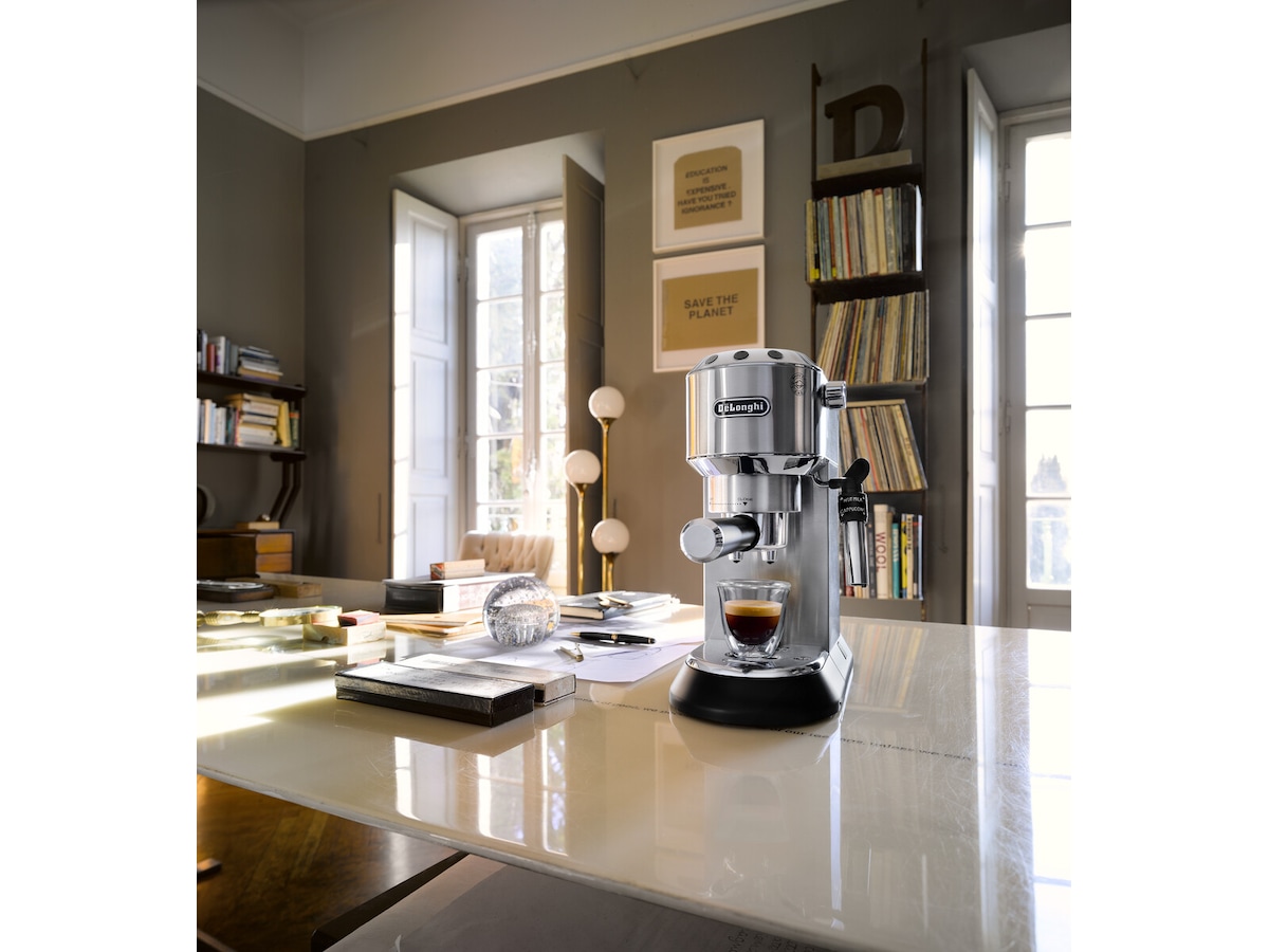 DeLonghi Dedica Style EC685.BK Manuell Espressomaskin (svart) Espressomaskiner