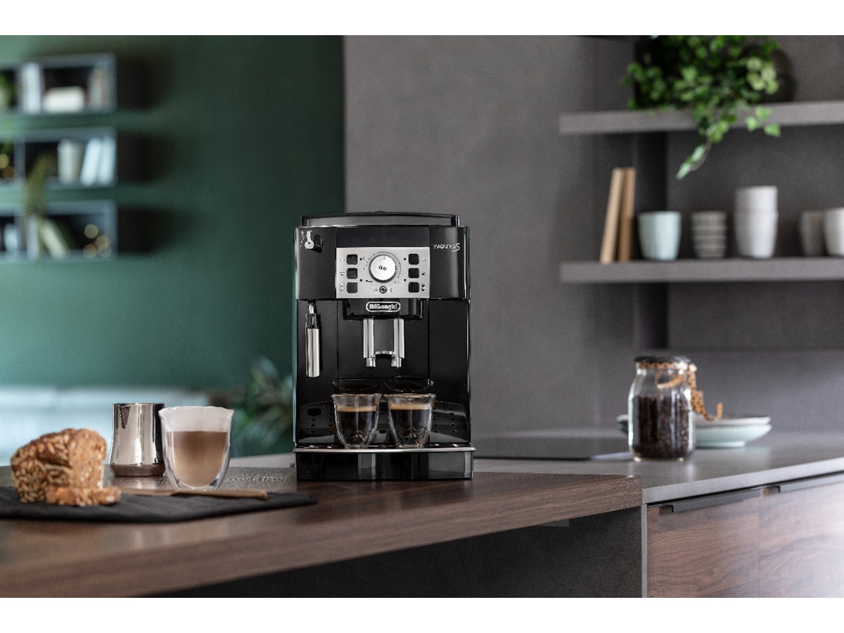 DeLonghi Magnifica S ECAM 21.117.B Espressomaskin (svart) -B-Grade Demo hem & hushåll