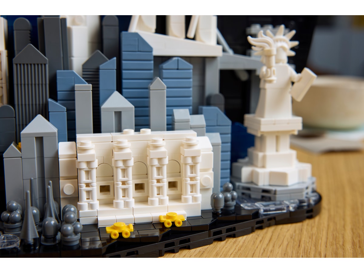 LEGO Architecture New York City – «The Big Apple» 21066  LEGO