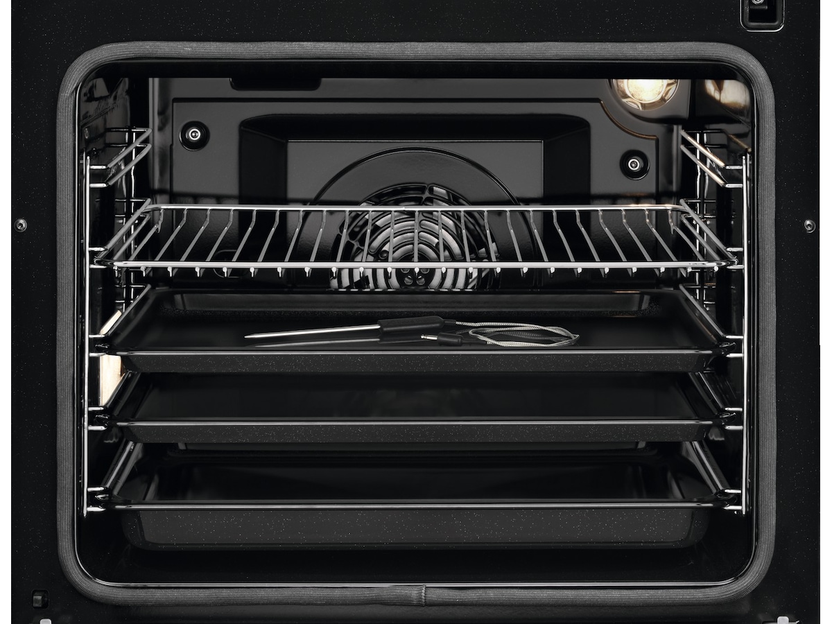 Electrolux 600 SteamBake induktion 60 cm pyrolys (vit) Spis