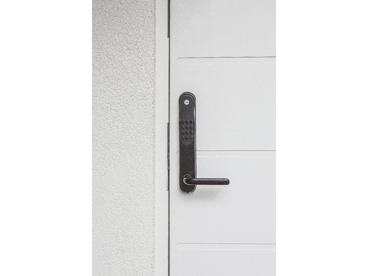 Yale Doorman Classic Home (svart) Elektroniskt dörrlås