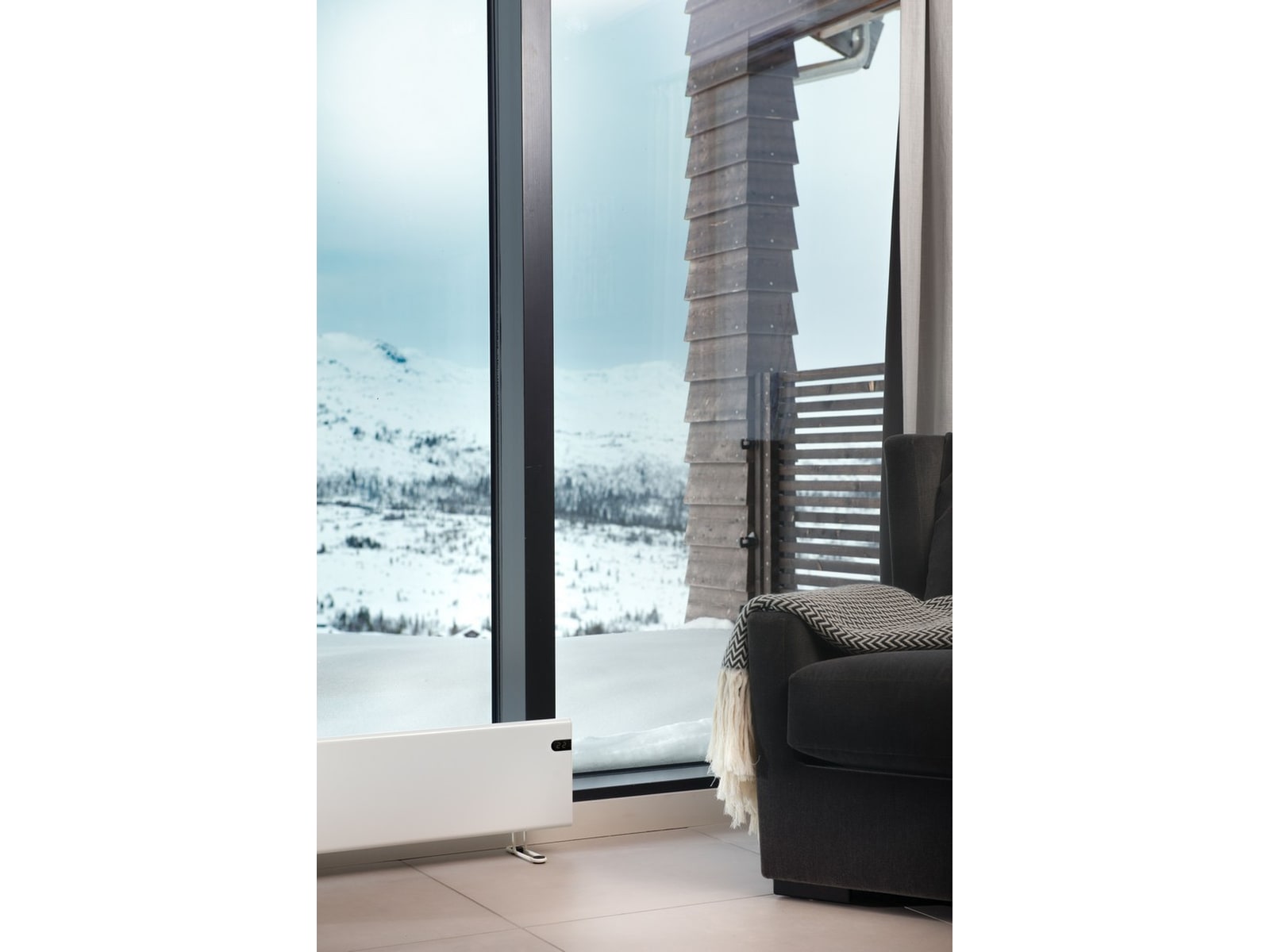 Adax Neo Basic Panelelement Low 1200W (vit) Panelelement