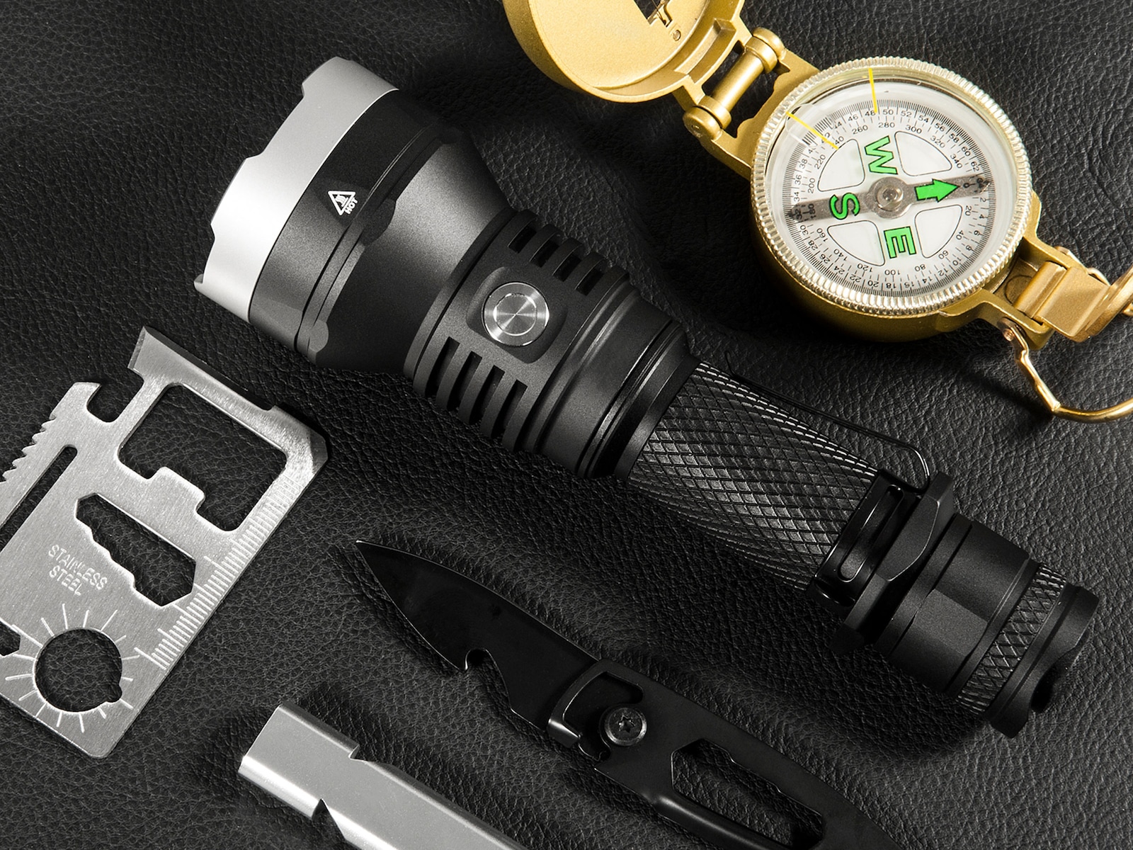 iiglo ficklampa 4000 lumen Pannlampor & ficklampor