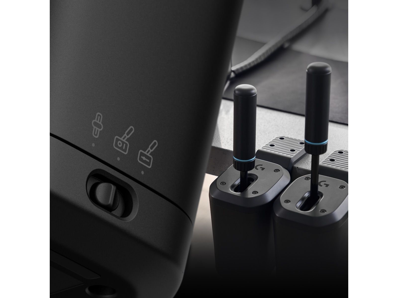 Logitech RS Shifter & Handbrake Ratt och pedaler
