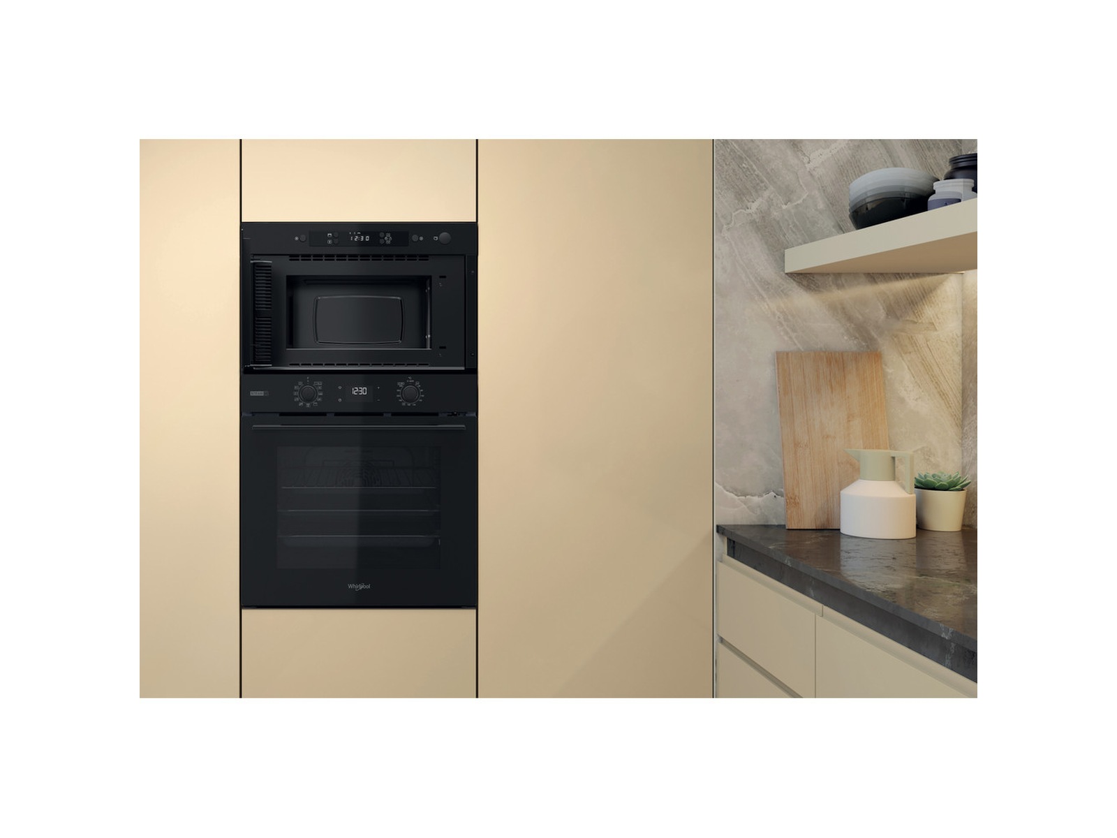 Whirlpool MBNA900B Integrerad mikrovågsugn (svart) Mikrovågsugn