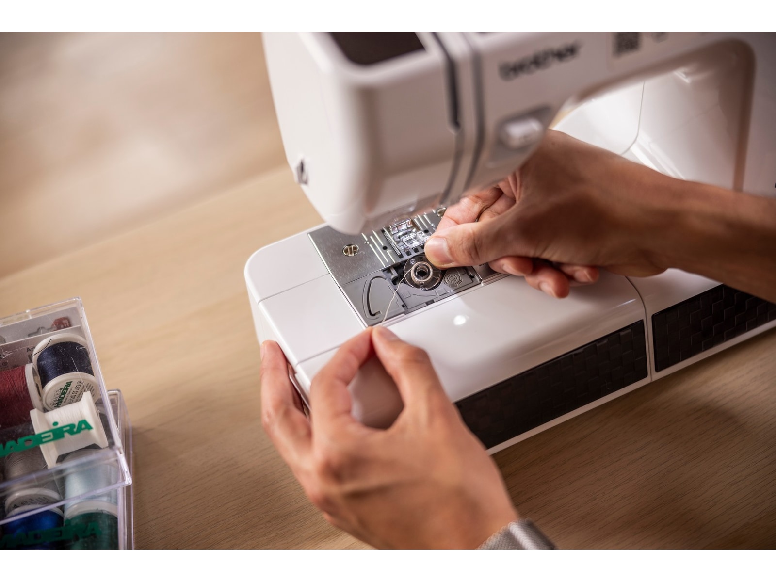 Brother HF27ZW1 Strong & Tough Symaskin Symaskiner