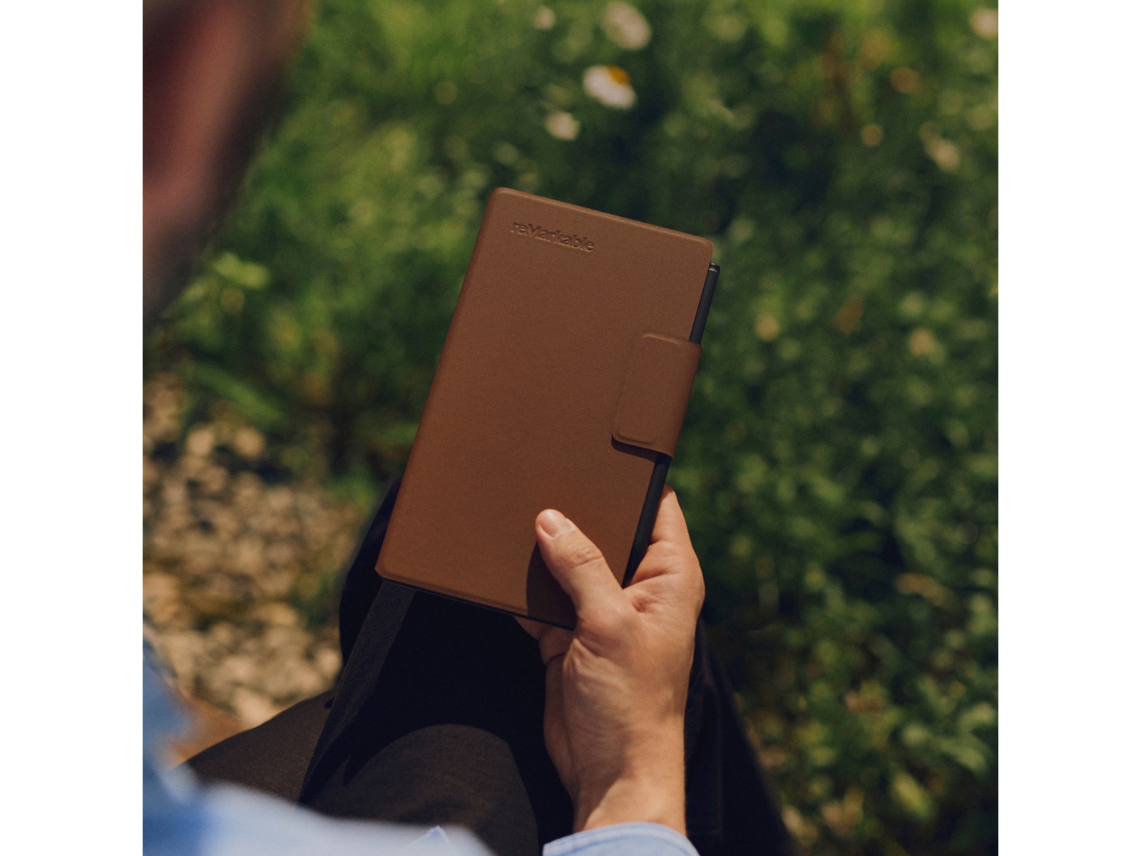 reMarkable Paper Pro Move Book Folio (brun) Tillbehör till digitala anteckningsblock