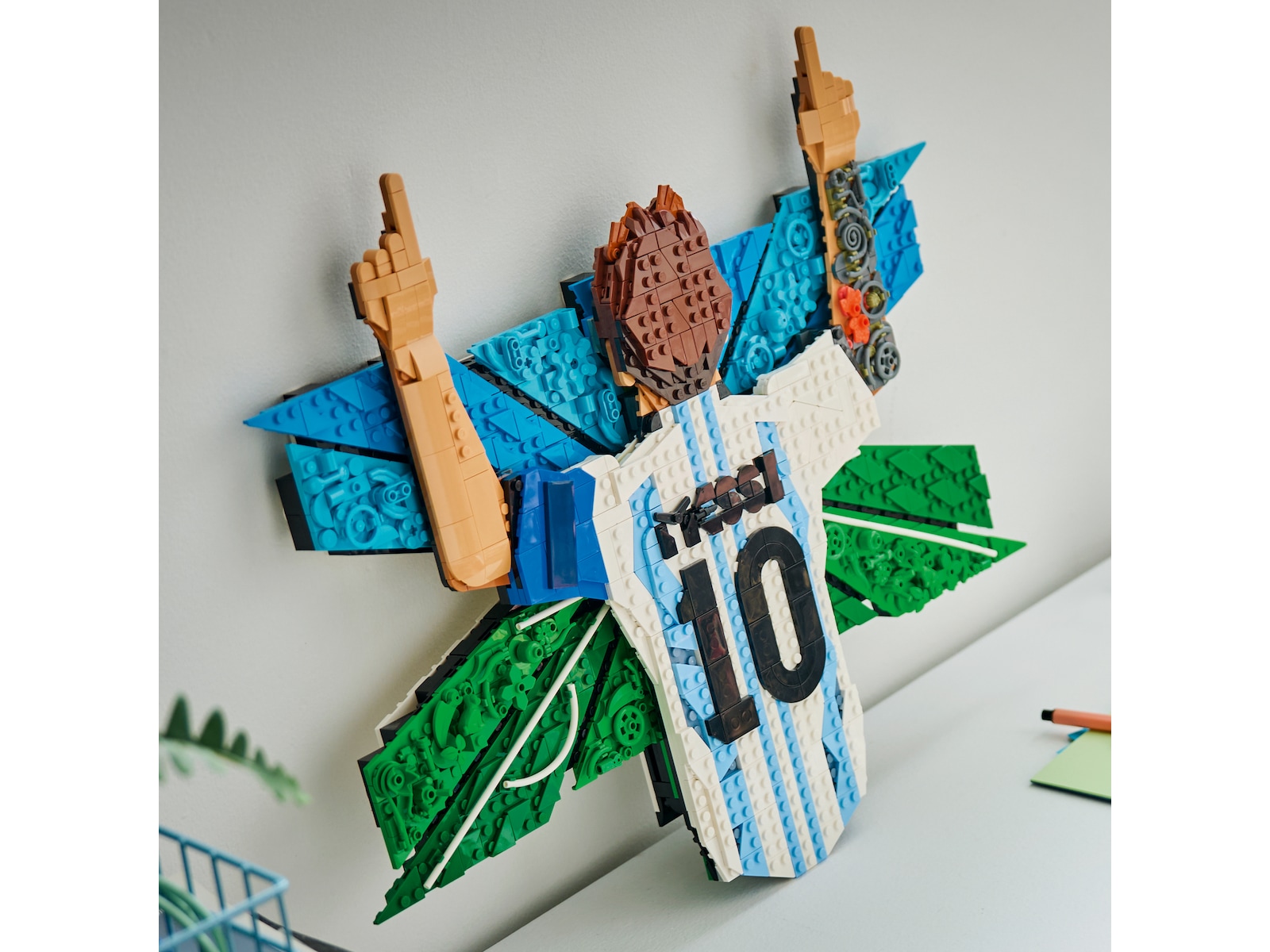 LEGO Editions Football Lionel Messi firar segern 43018 LEGO