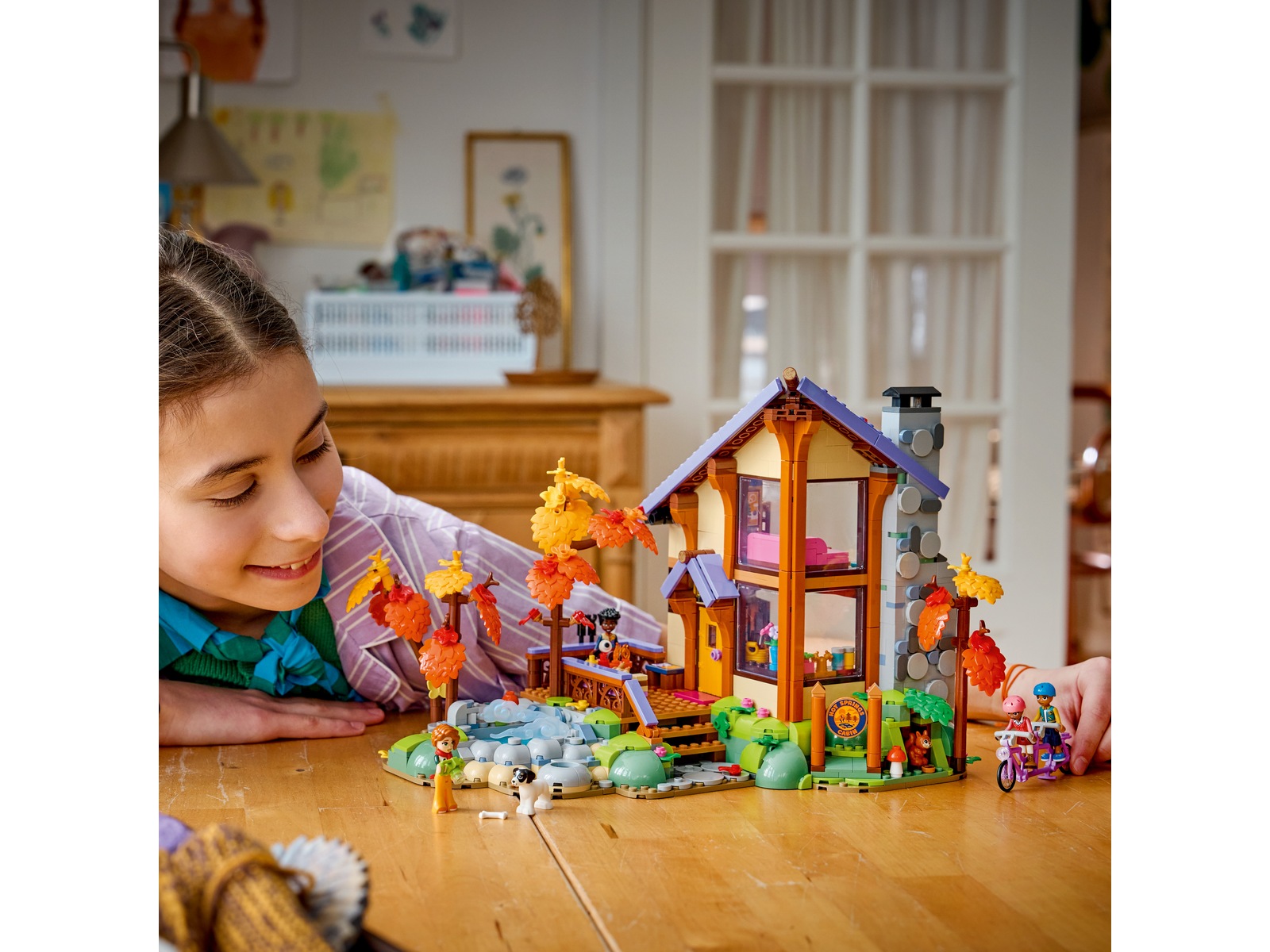 LEGO Friends Mysig hösthytta 42705 LEGO