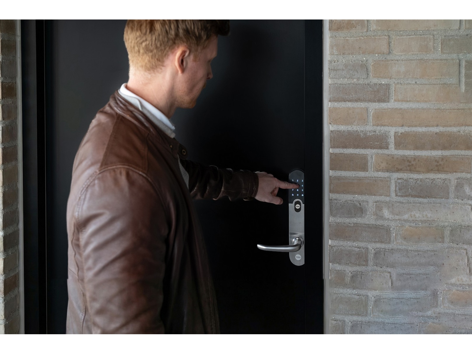 Yale Entrus smart dörrlås (svart) Elektroniskt dörrlås