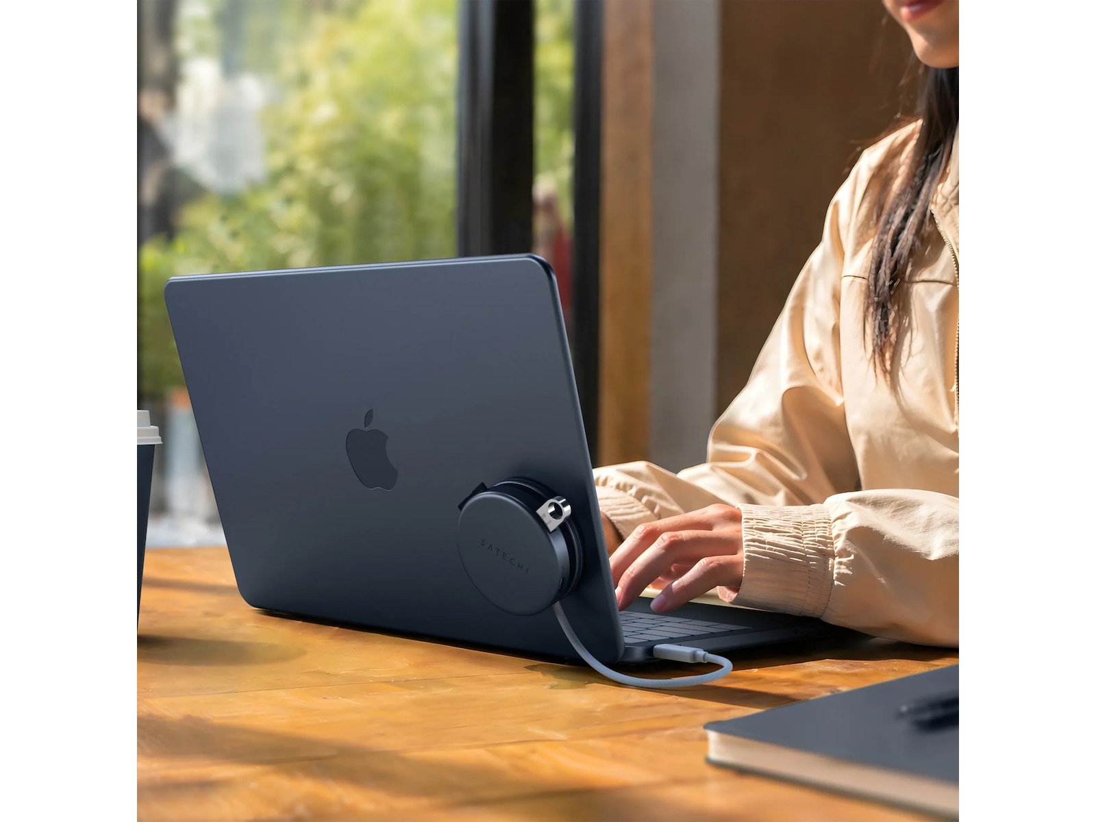 Satechi OntheGo 5-i-1 Multiport Adapter (indigo) Dockningsstation och USB-hub