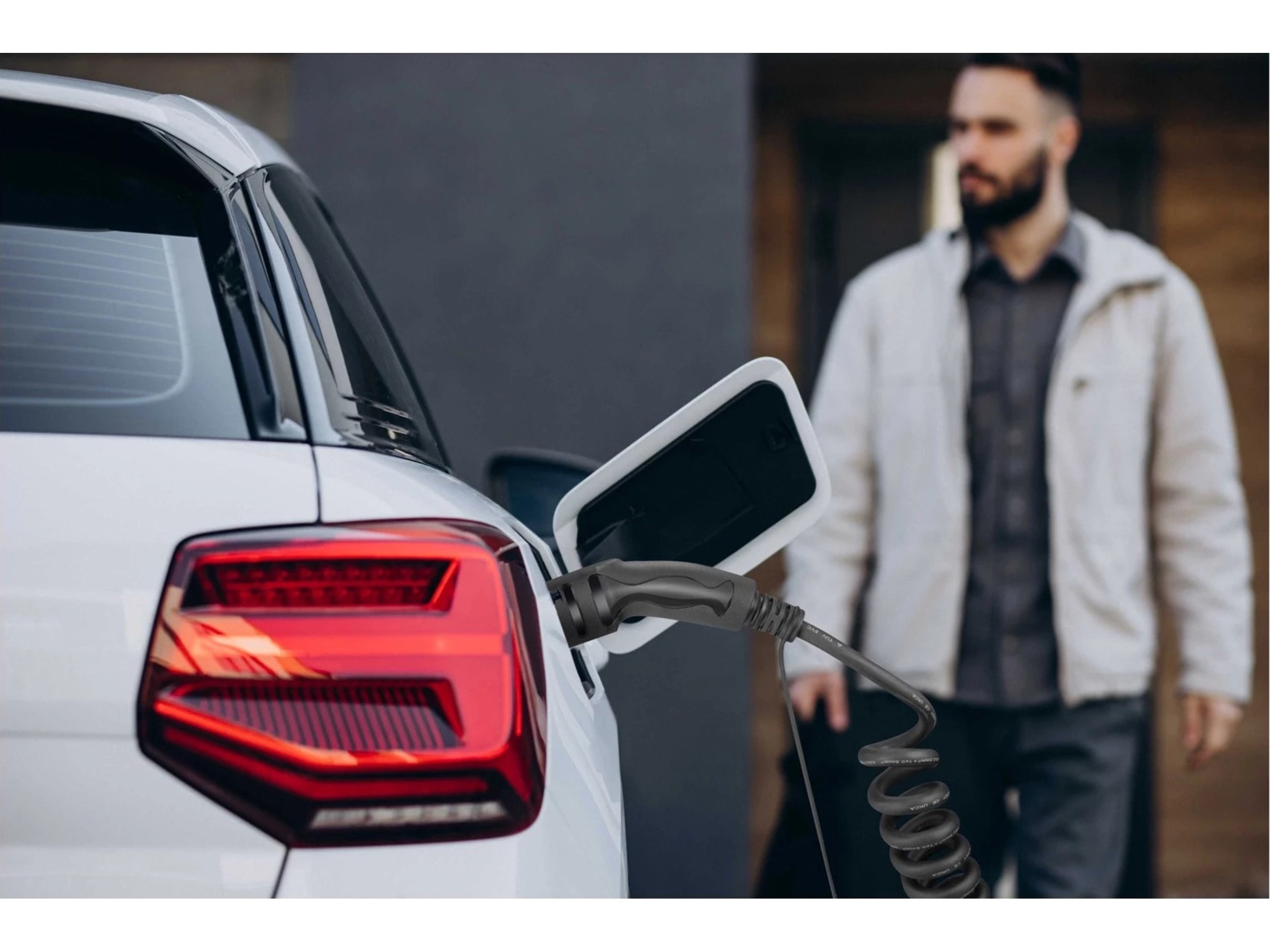 EV-Charge 2500 laddningskabel spiral 11 kW 7 m Elektriska billaddningskablar