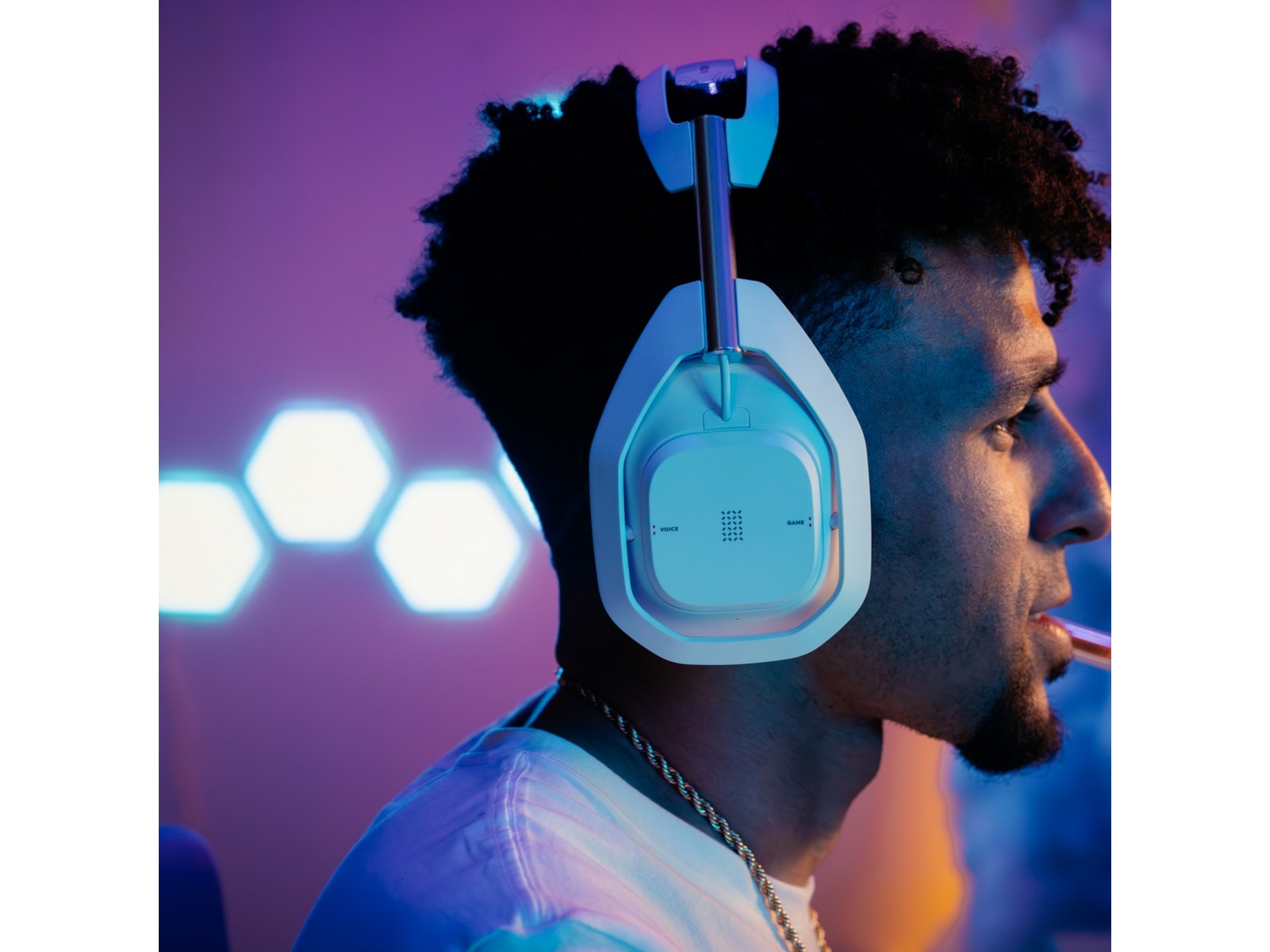 Astro A50 X LIGHTSPEED Trådlöst Gaming headset + batteriladdare (vit) -B-Grade Demo headset