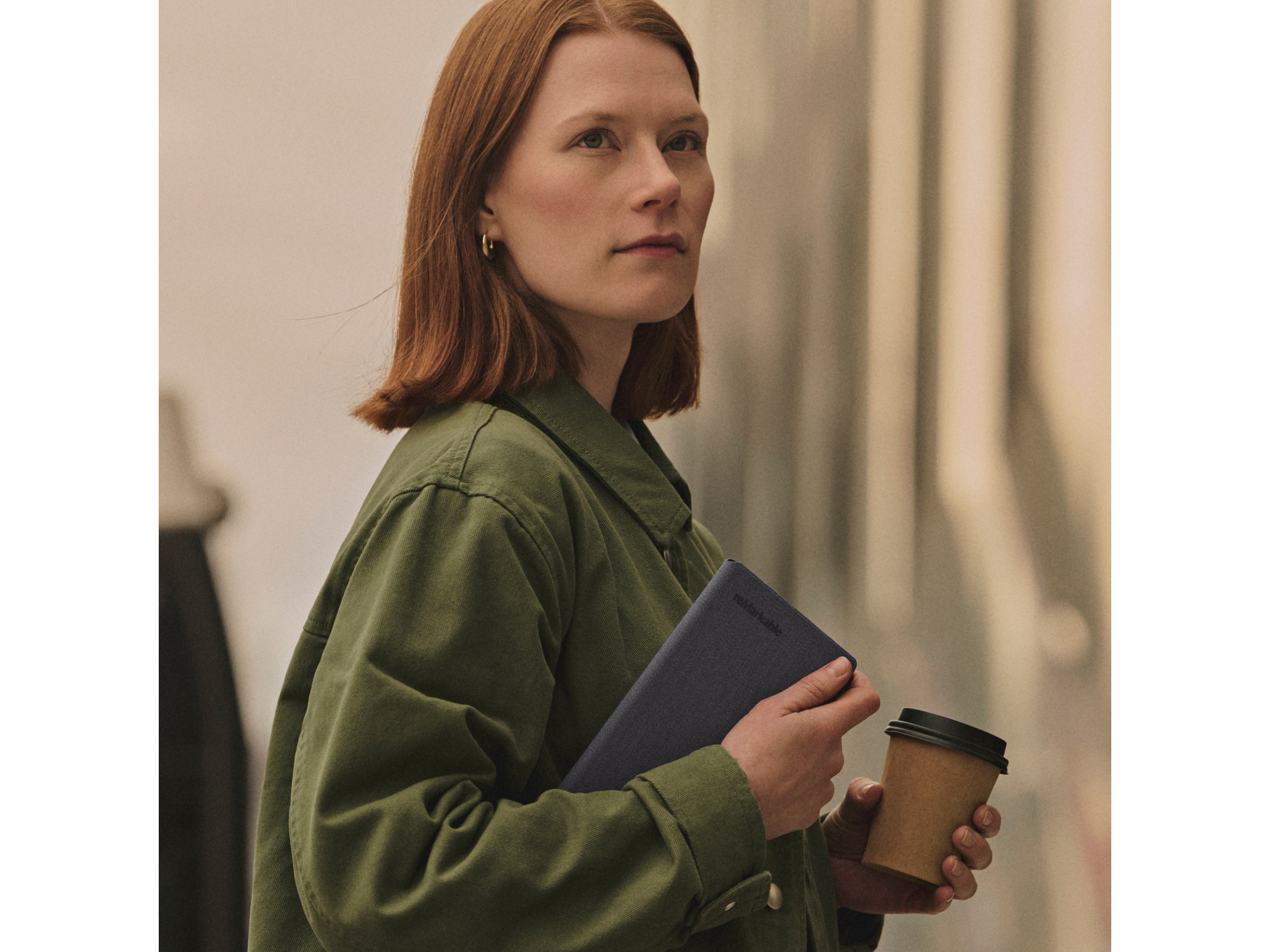 reMarkable Paper Pro Move Book Folio (burgundy) Tillbehör till digitala anteckningsblock