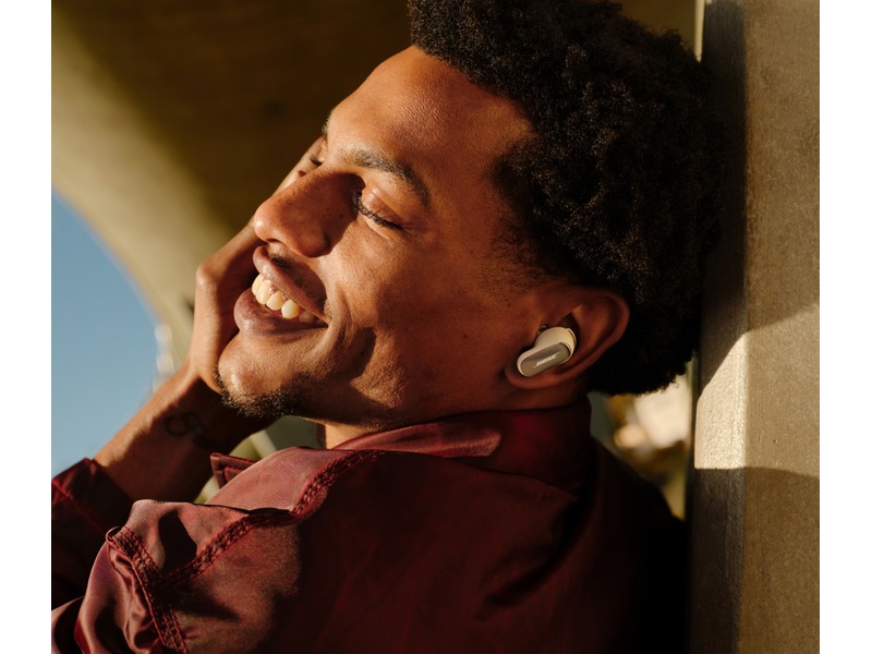 Bose QuietComfort Ultra öronsnäckor 2:a gen (white smoke) In-ear hörlurar
