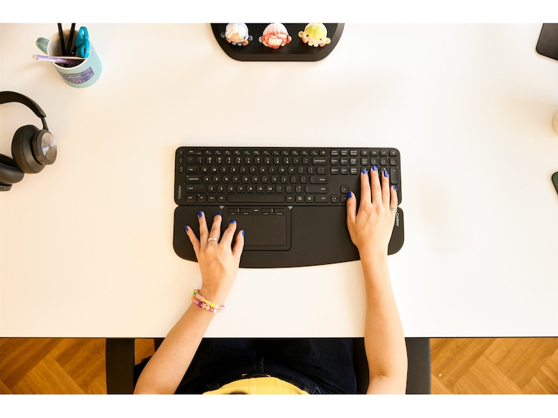 Contour Balance Full-Size Trådlöst Tangentbord Ergonomi
