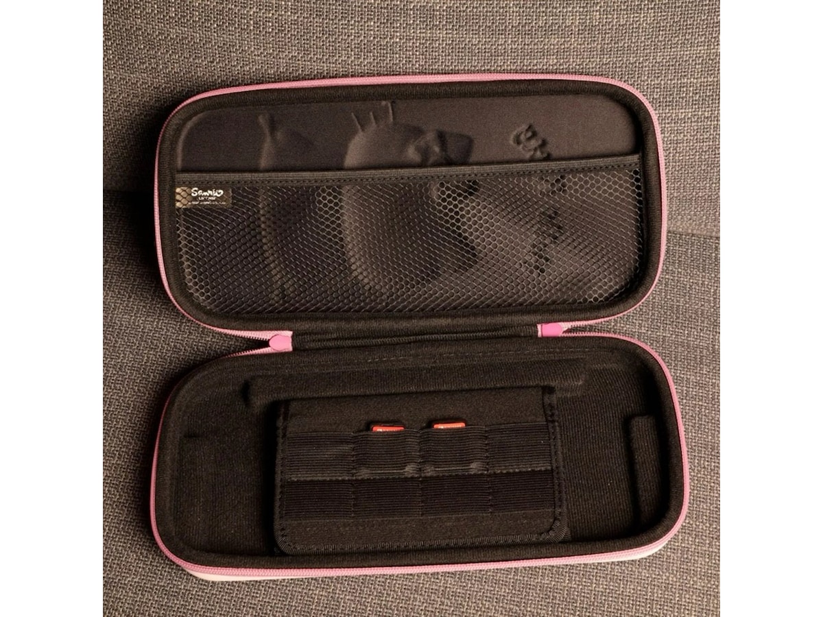 Konix Nintendo Switch 2 bärväska (Hello Kitty) Tillbehör till spelkonsoler