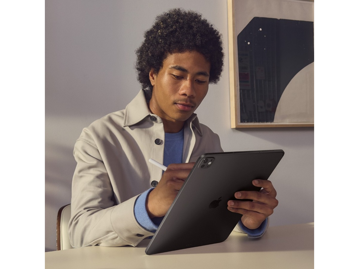 iPad Pro 11" (2025) 2TB 5G (sølv) Surfplattor