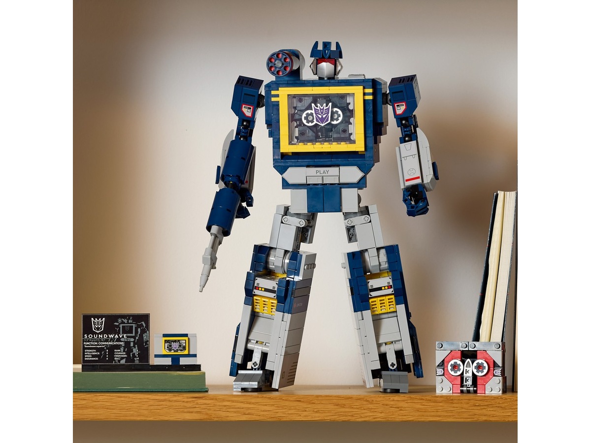 LEGO Icons Transformers: Soundwave 10358 LEGO