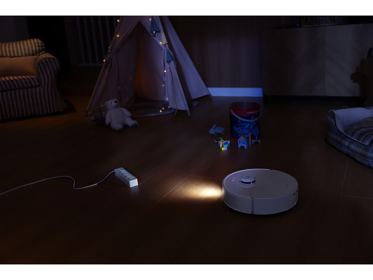 Roborock Qrevo Curv 2 Flow robotdammsugare (vit) Robotdammsugare