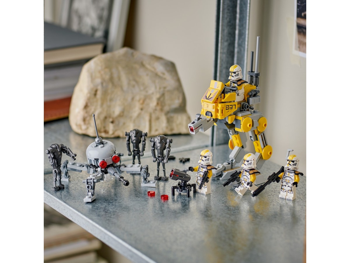 LEGO Star Wars 327th Star Corps klonsoldater stridsset 75431 LEGO