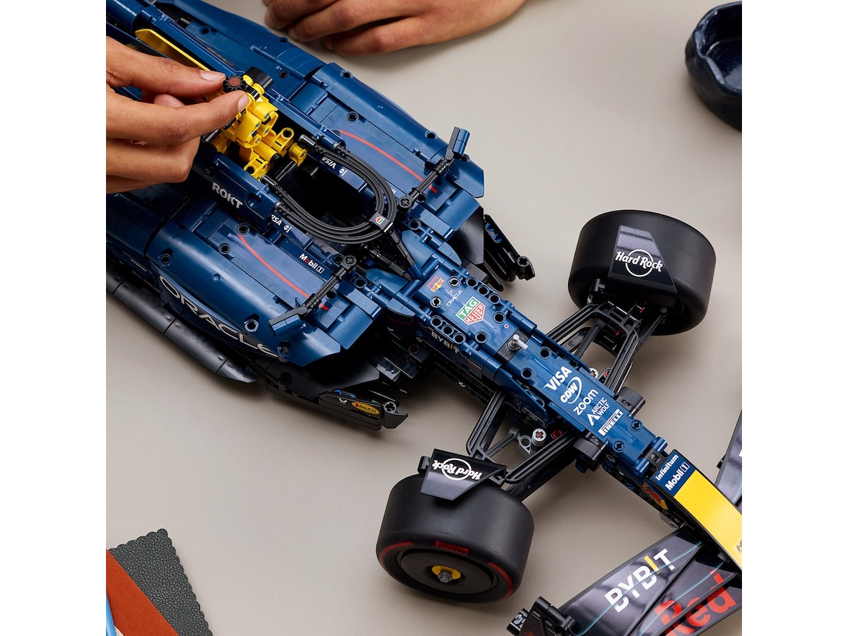 LEGO Technic Oracle Red Bull Racing RB20 F1-bil 42206 LEGO