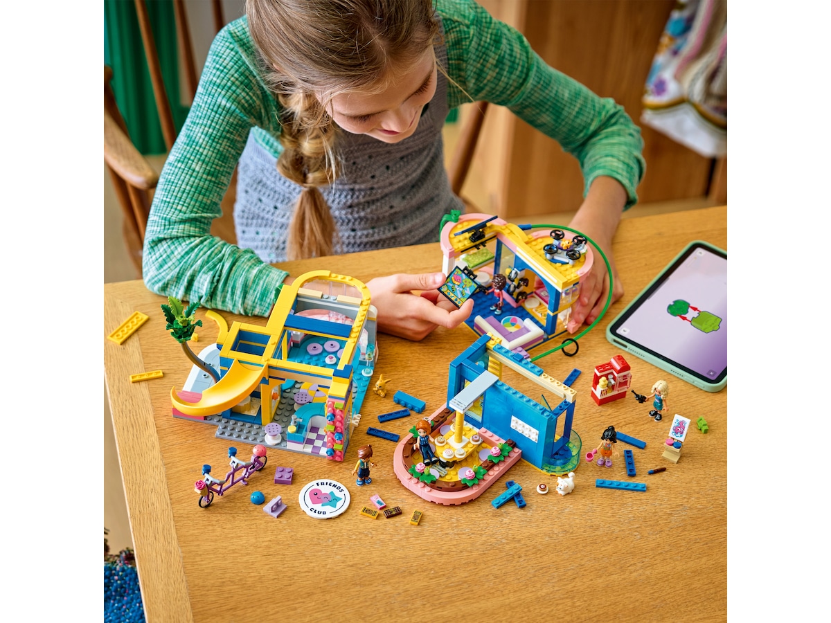 LEGO Friends vännernas klubbhus i Heartlake City 42689 LEGO