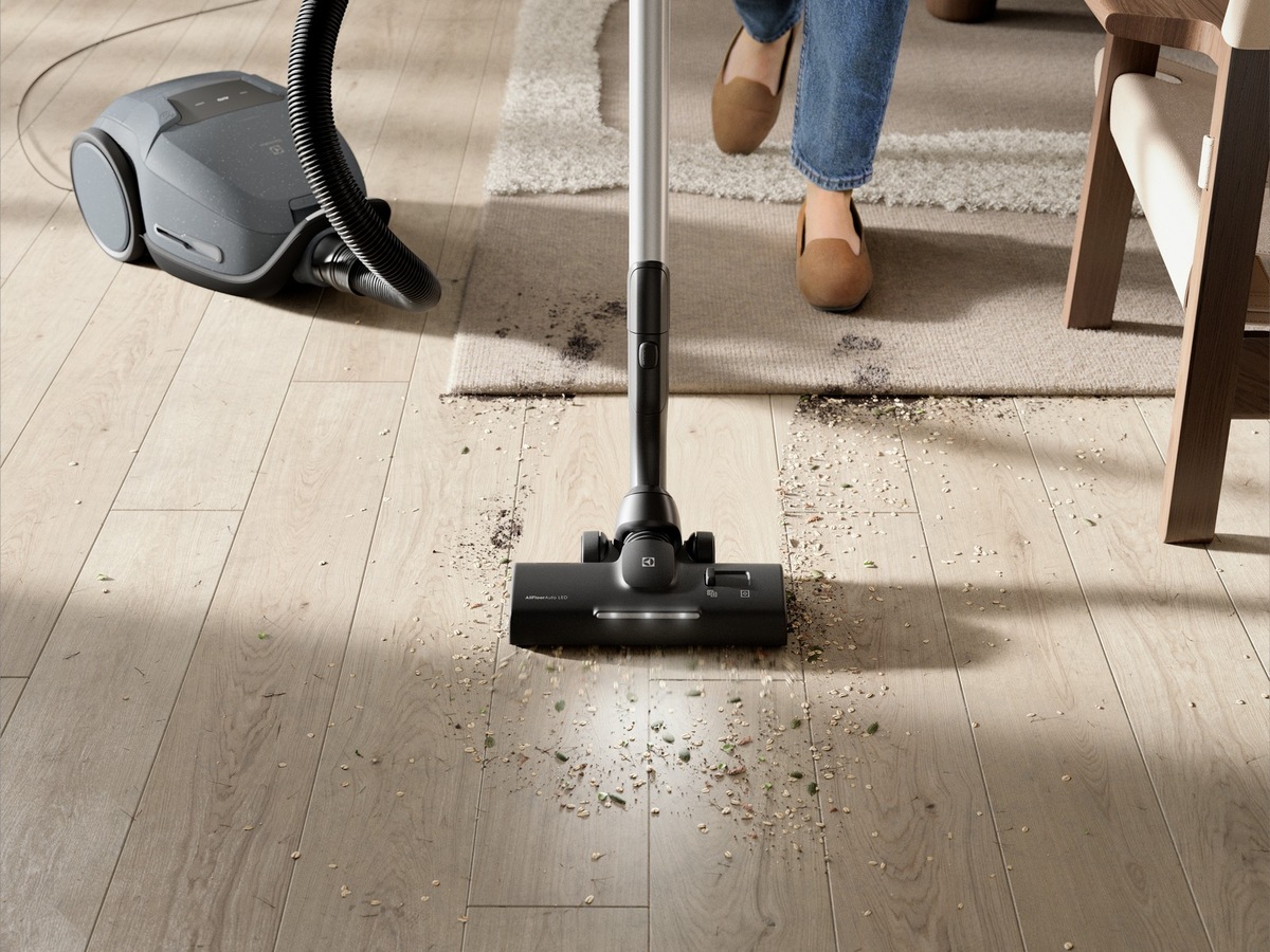 Electrolux Ultimate 800 Dammsugare med påse (light denim) -B-Grade Demo hem & hushåll